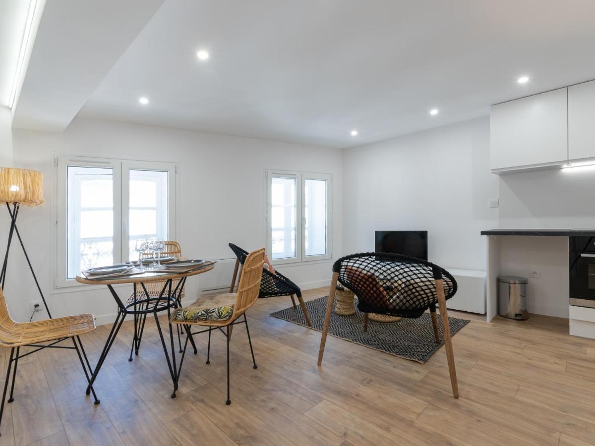 L'Escapade Roannaise Apartment Руан Екстериор снимка