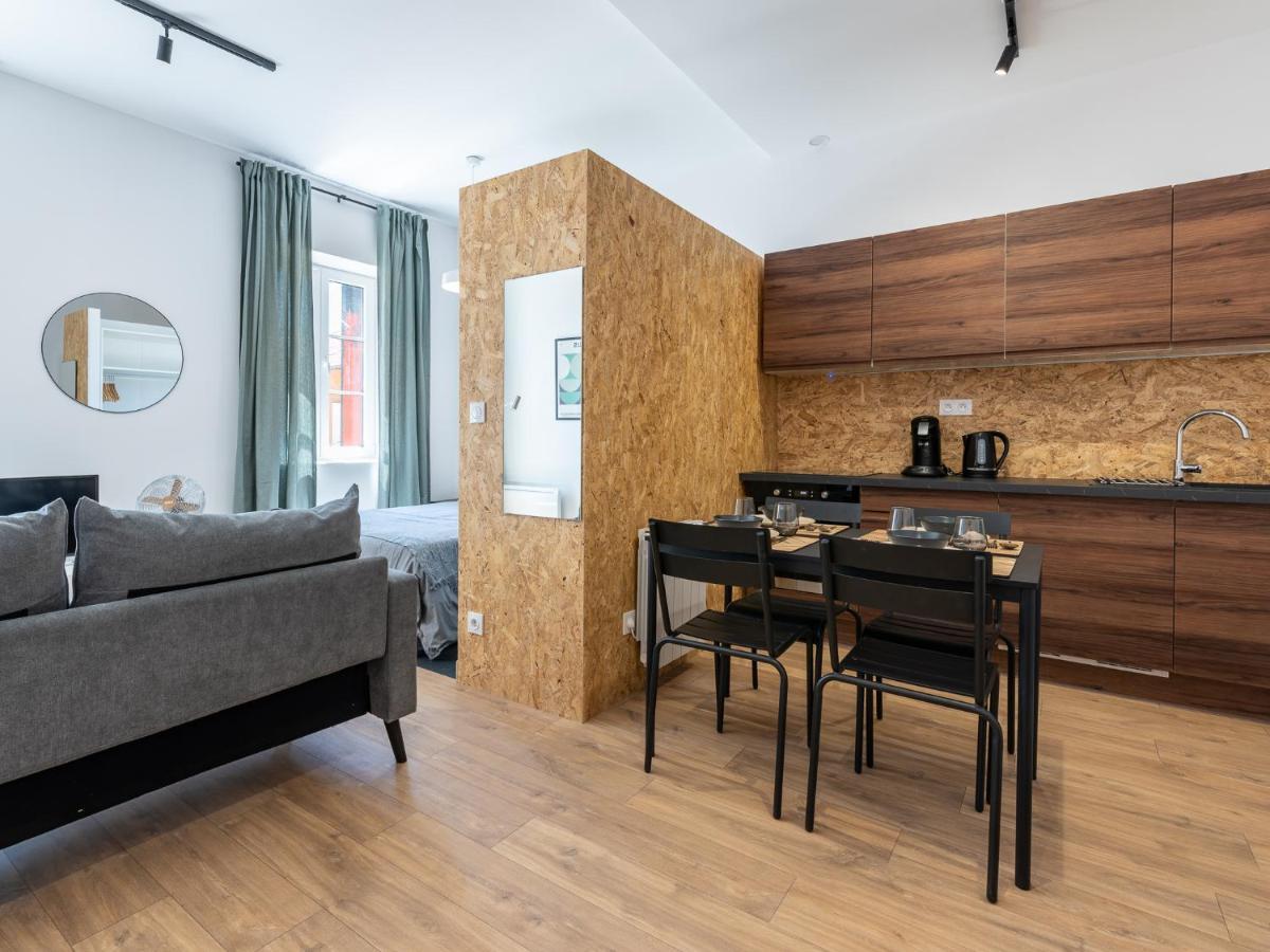 L'Escapade Roannaise Apartment Руан Екстериор снимка